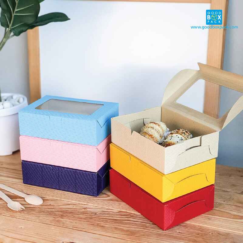 กล่องขนมผืนผ้า ลูกฟูกโชว์ลอน 14x20x6 cm