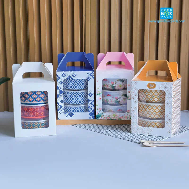 กล่องหูหิ้ว 15x15x20 cm
